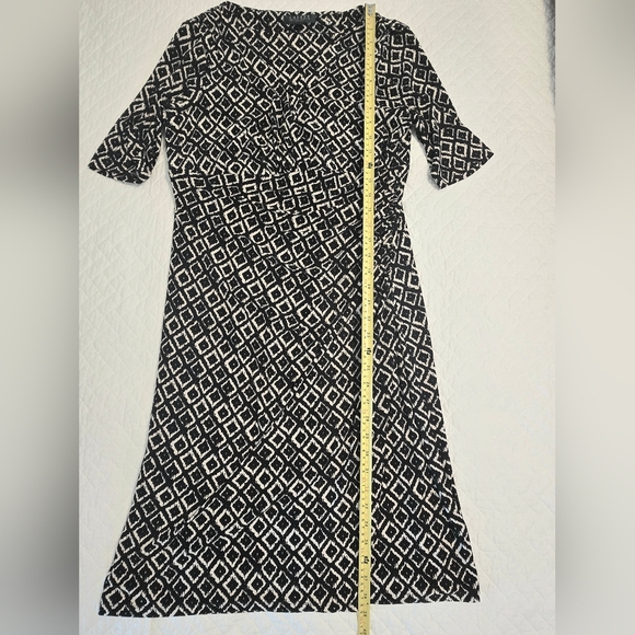Lauren Ralph Lauren Black & White Faux Ruching Midi Wrap Dress Women's Size 14 - Picture 3 of 7